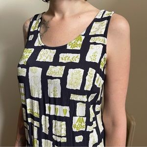 Vintage Riki rayon dress with shell buttons and an adorable cottagecore pattern!